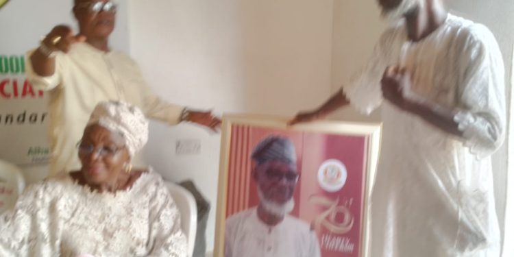 Members of Club Set 715 Celebrate Alhaji Abayomi Sunmola in an illustrious manner as he marks his Platinum Jubilee.